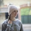 PENELOPE - Bonnet avec Pompon "Waki" – Image 3