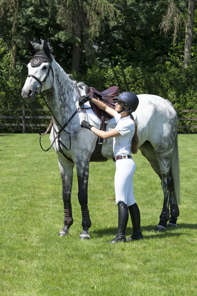 BACK ON TRACK - Bonnet Chasse-Mouche Noir – Image 4