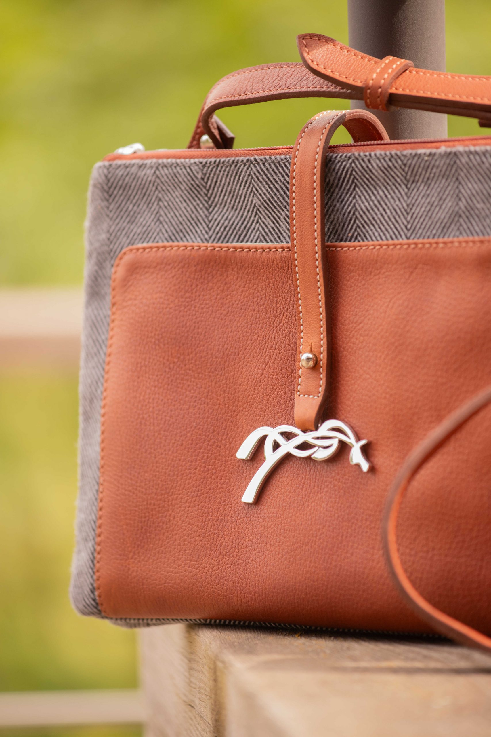 PENELOPE - Sac "Pablito" Grand Modèle Cognac