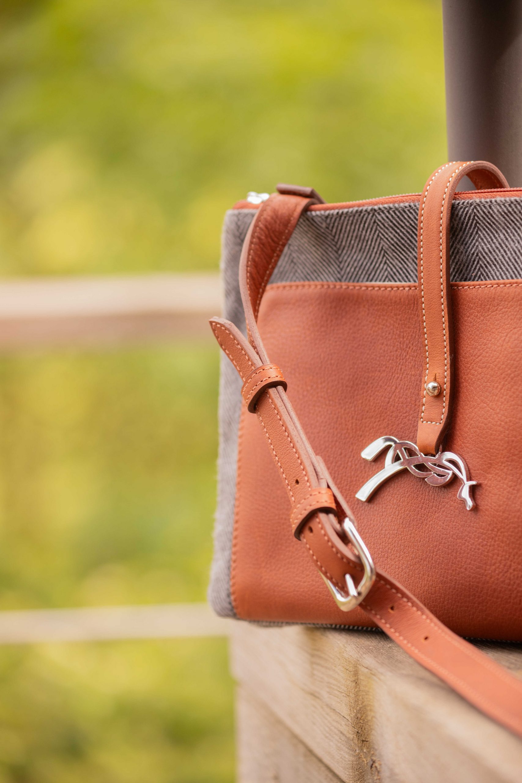 PENELOPE - Sac "Pablito" Grand Modèle Cognac – Image 3