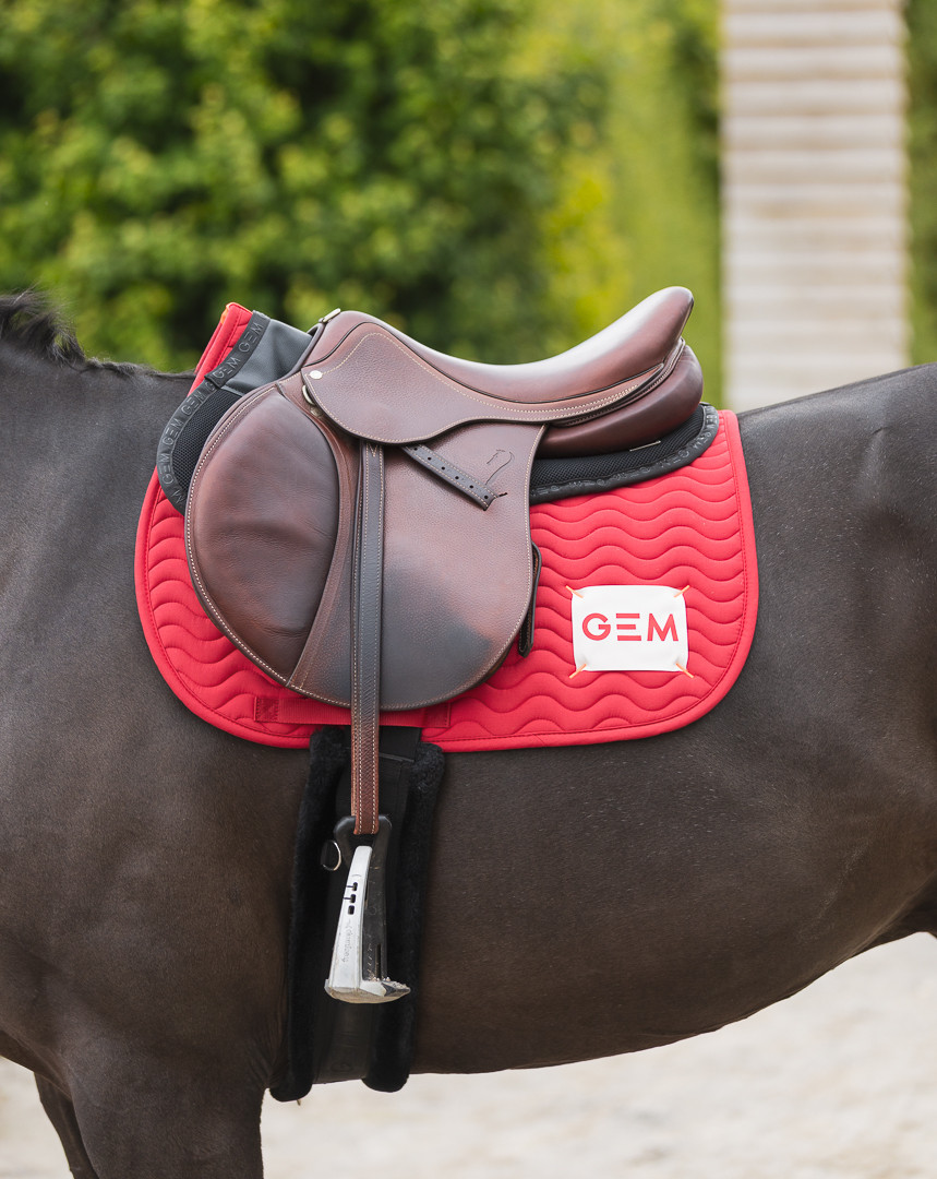 GEM - Tapis de selle "Touc Touc" Rouge – Image 2