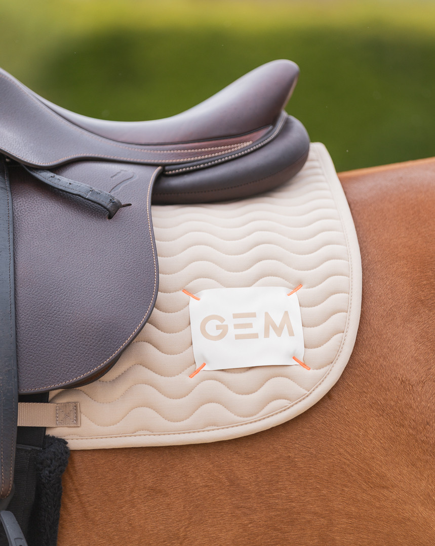 GEM - Tapis de selle "Touc Touc" Sable – Image 3