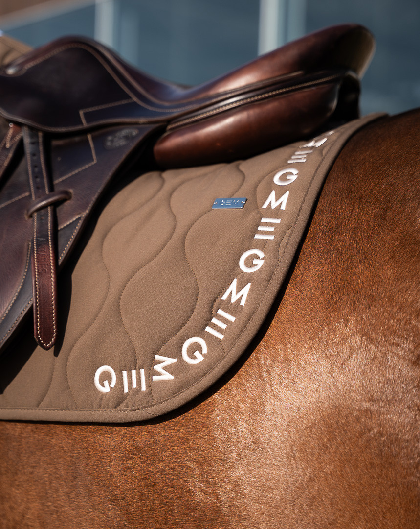 GEM - Tapis de selle "Essentiel" Tiramisu/Écru – Image 2
